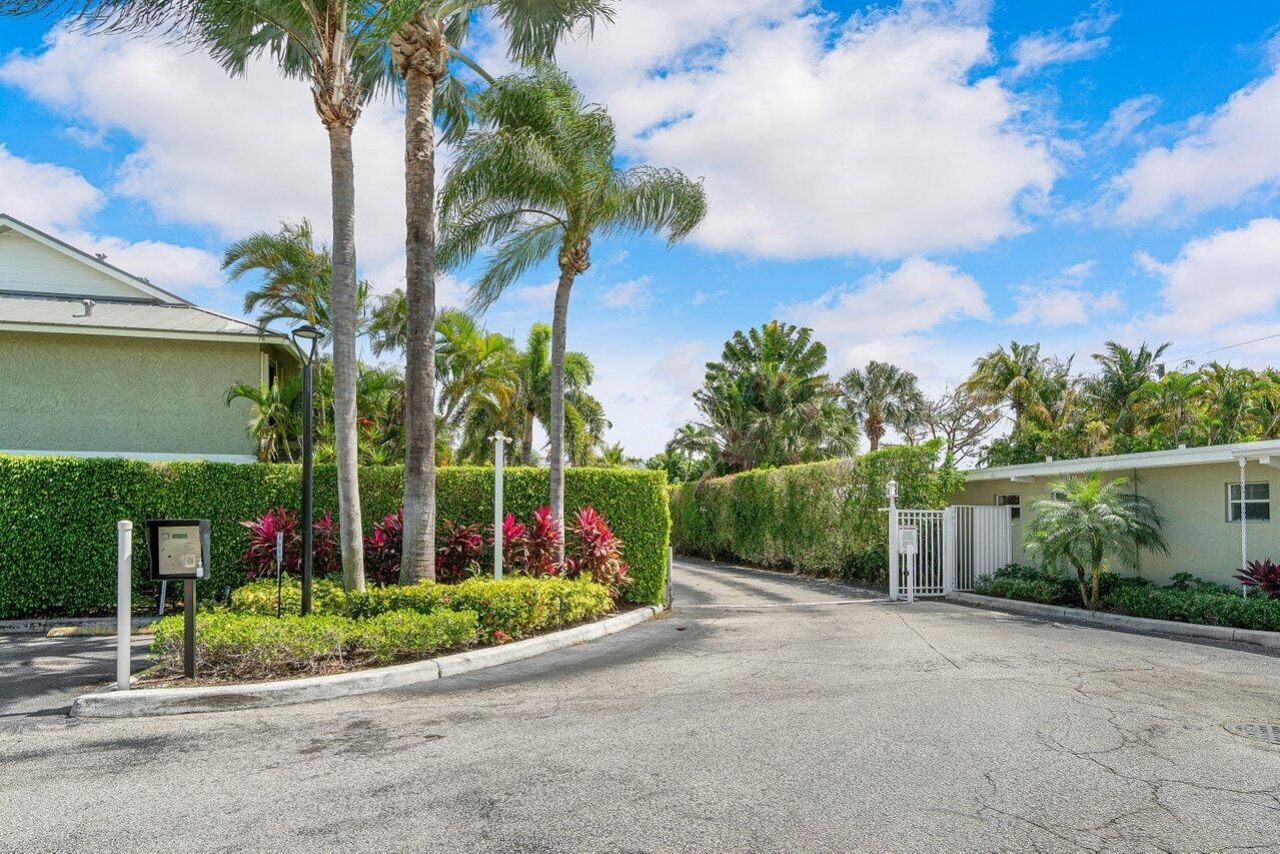 611 NE 12th Terrace, Unit 2, Boynton Beach, FL 33435 Photo