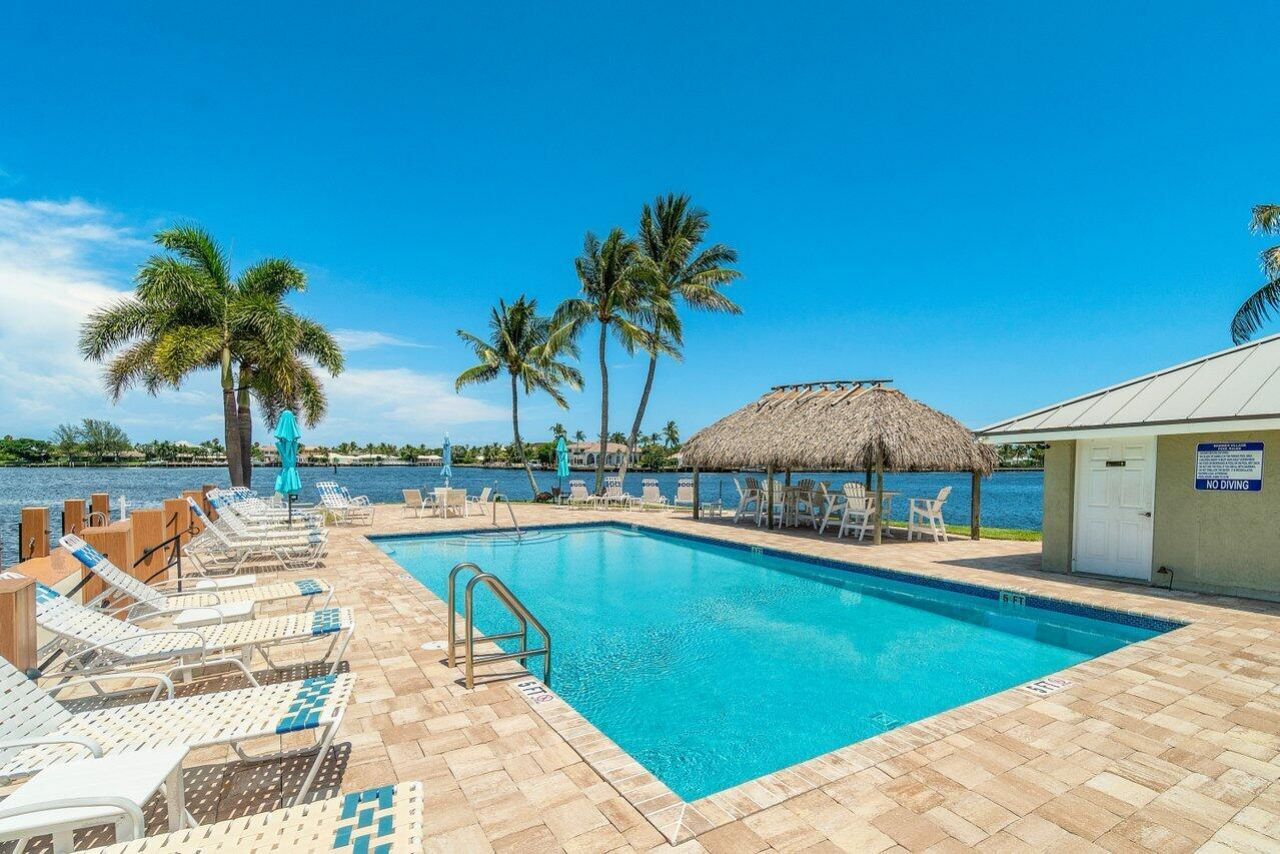 611 NE 12th Terrace, Unit 2, Boynton Beach, FL 33435 Photo