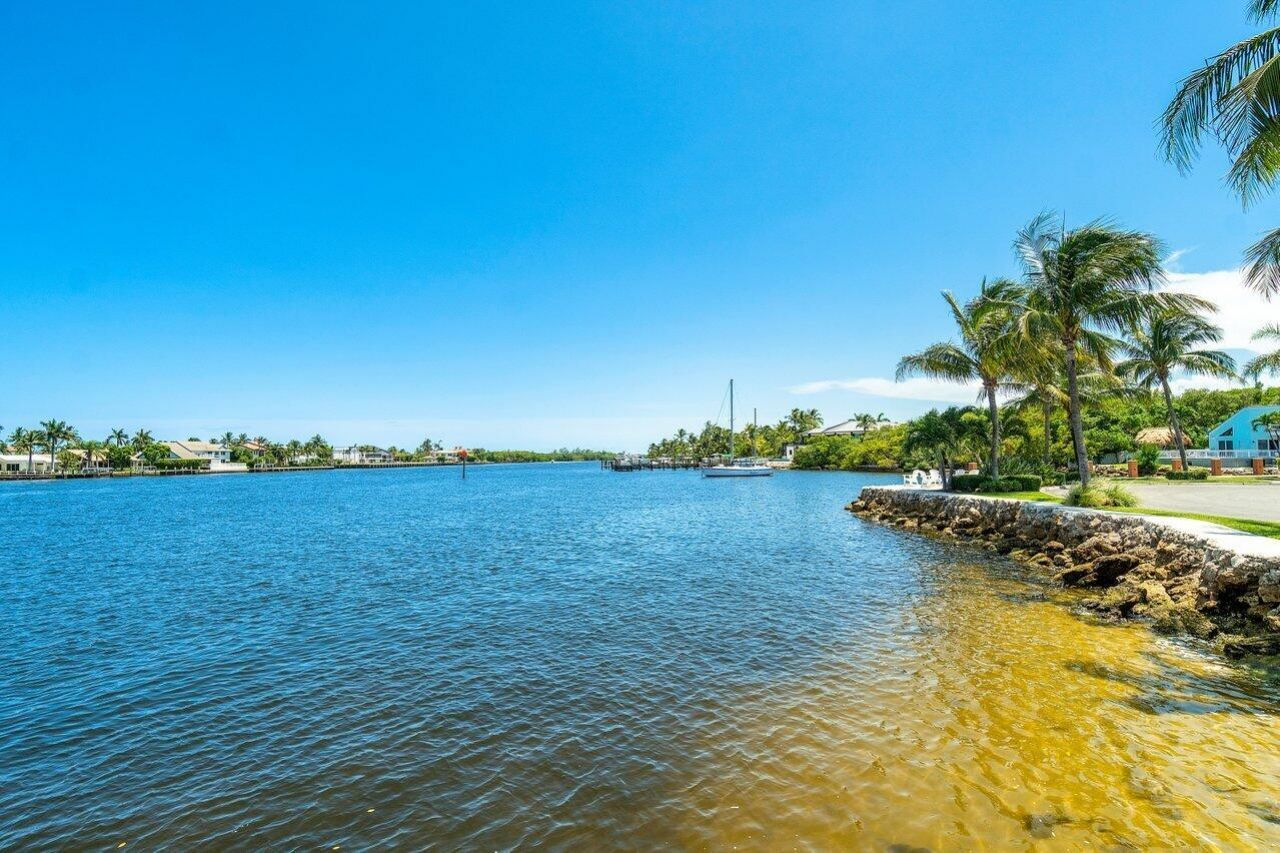 611 NE 12th Terrace, Unit 2, Boynton Beach, FL 33435 Photo