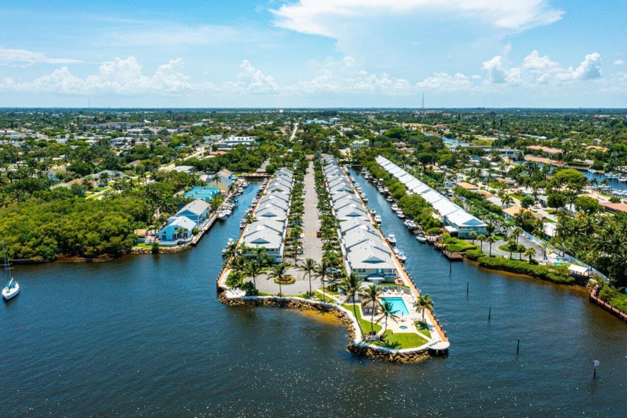 611 NE 12th Terrace, Unit 2, Boynton Beach, FL 33435 Photo