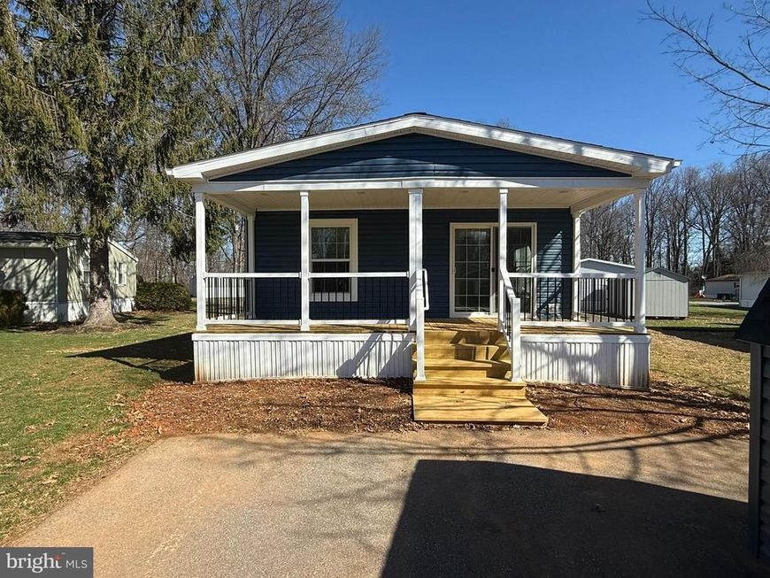 54 Rainbow Circle, Elizabethtown, PA 17022 Main Photo