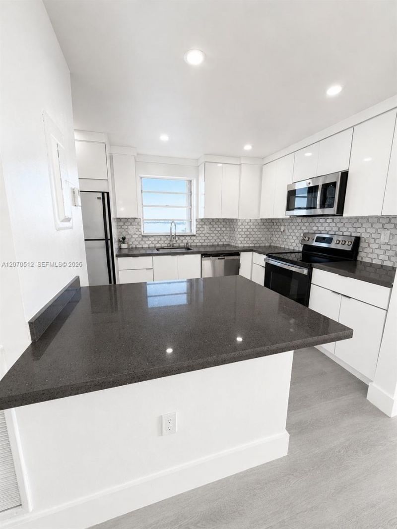 1865 79th St Cswy, Unit 12I, North Bay Village, FL 33141 Photo