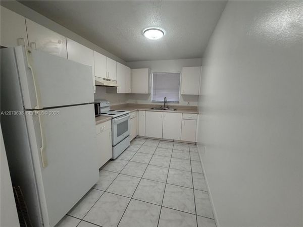 2224 Pierce St , Unit 26, Hollywood, FL 33020