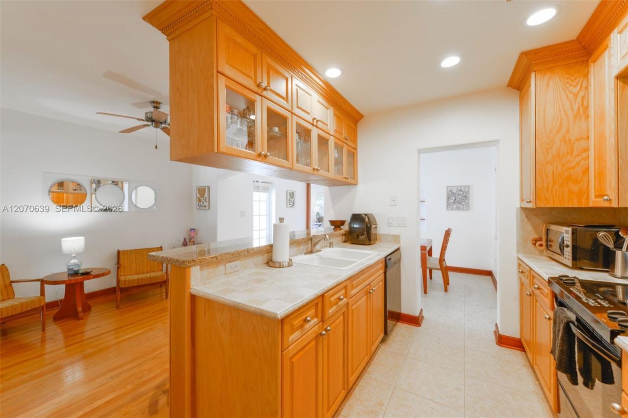 3031 SW 2nd Ave , Unit ., Miami, FL 33129 Photo