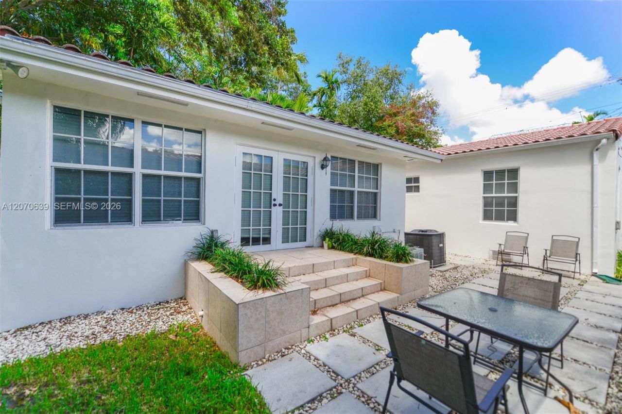 3031 SW 2nd Ave , Unit ., Miami, FL 33129 Photo