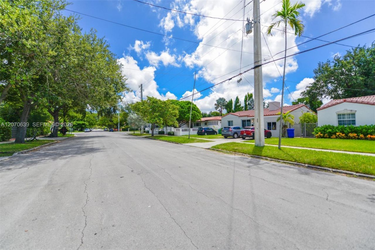 3031 SW 2nd Ave , Unit ., Miami, FL 33129 Photo