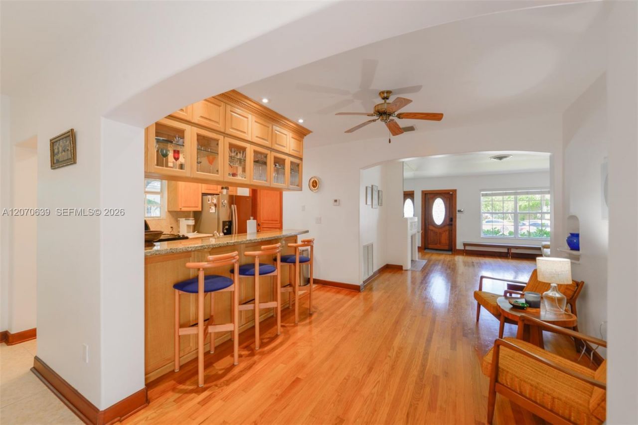 3031 SW 2nd Ave , Unit ., Miami, FL 33129 Photo