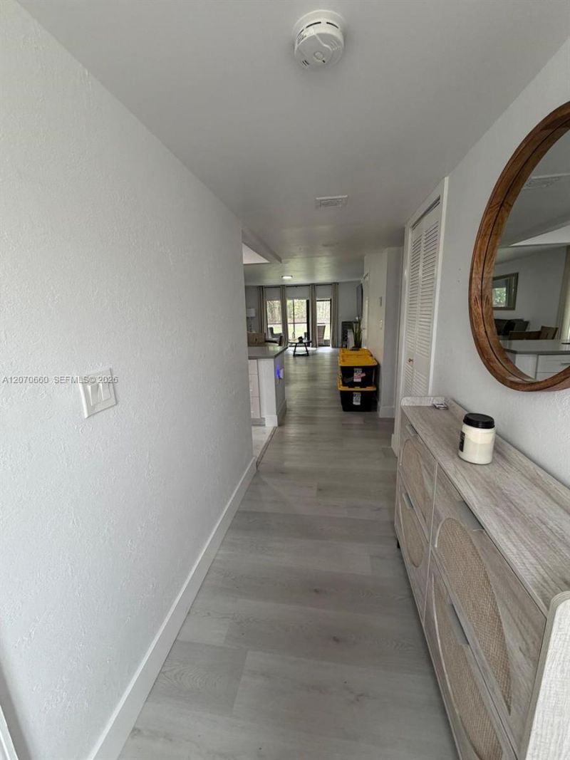 331 Lakeview Dr , Unit 101, Weston, FL 33326 Photo