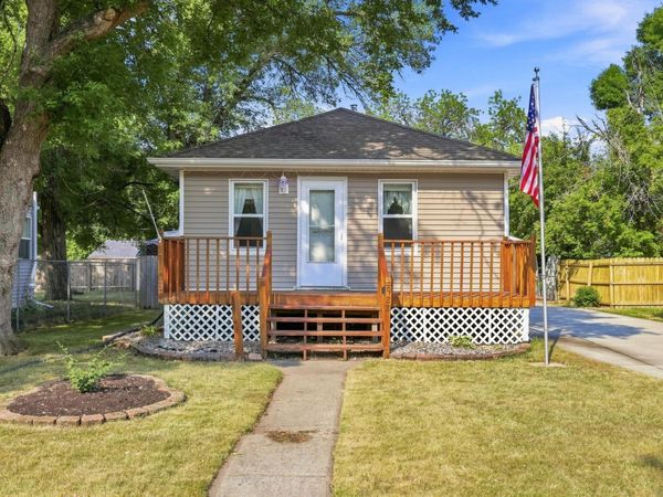 922 27th Street N, Fargo, ND 58102