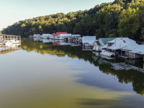 18 Barnett Cove , Parsons, TN 38363