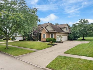 2256 Canterbury Lane, Wooster, OH 44691