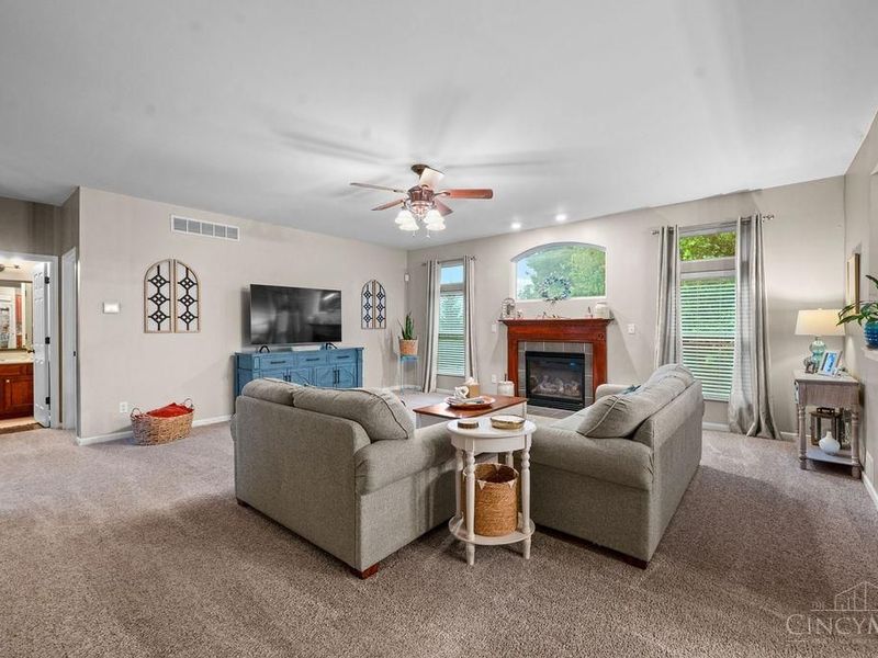 7378 Airy View Drive, Liberty Township, OH 45044 Photo 10