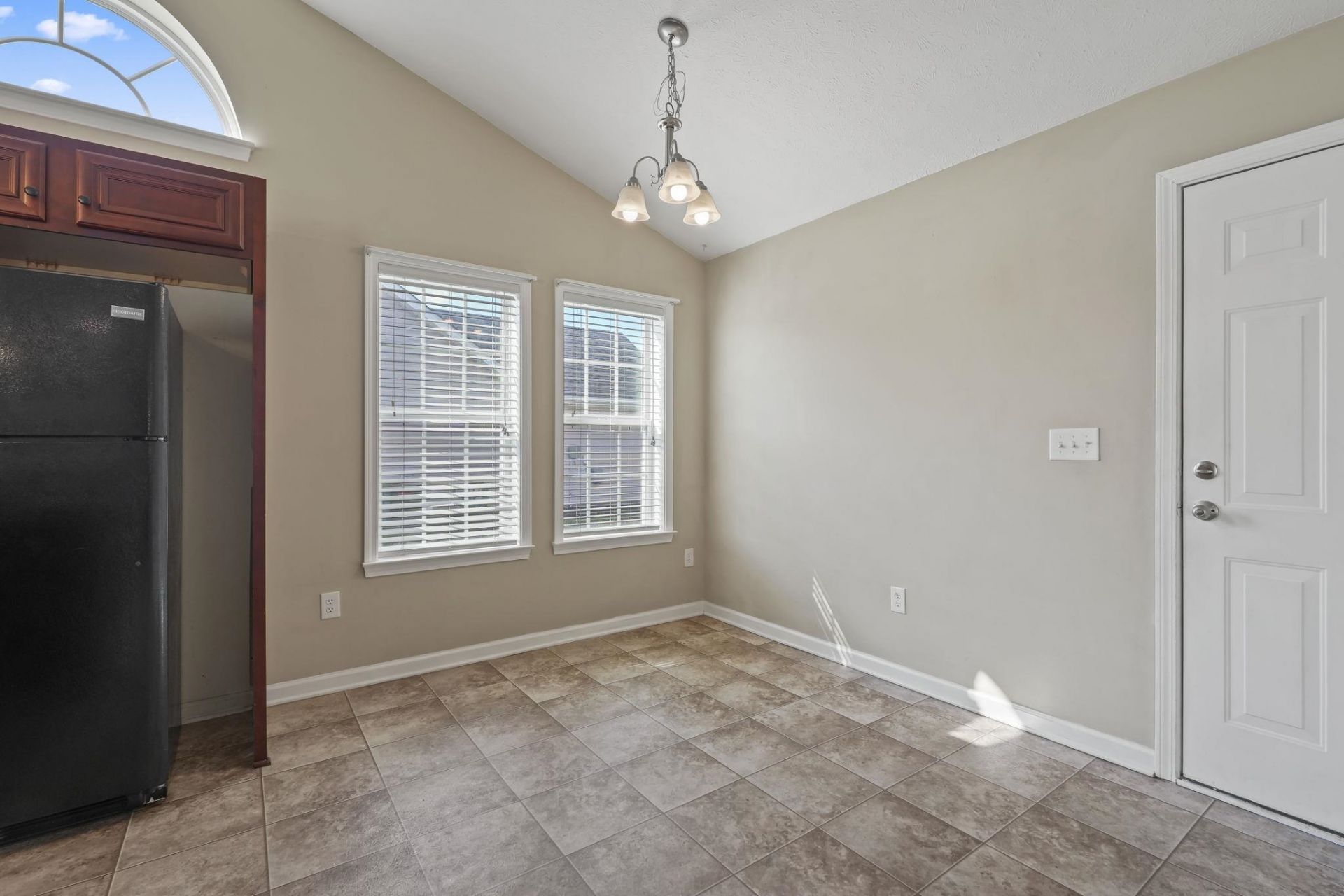 505 Bagley Dr. Photo 5