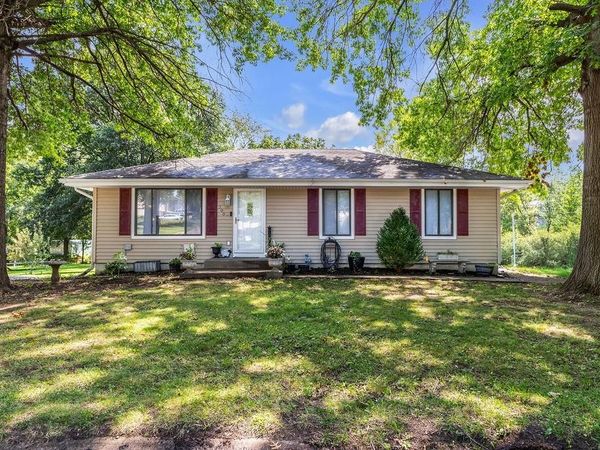 300 W Carla Street, Savannah, MO 64485
