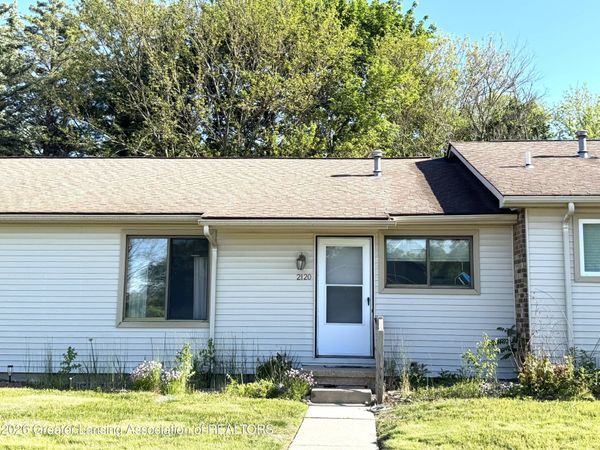 2120 La Mer Lane, Haslett, MI 48840