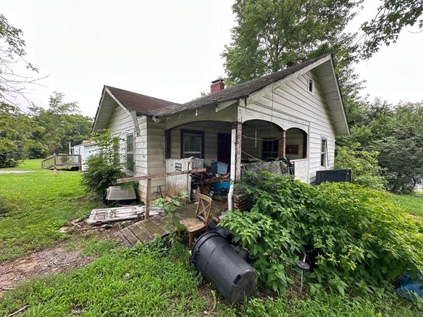 1567 Benton Station Road, Benton, TN 37307