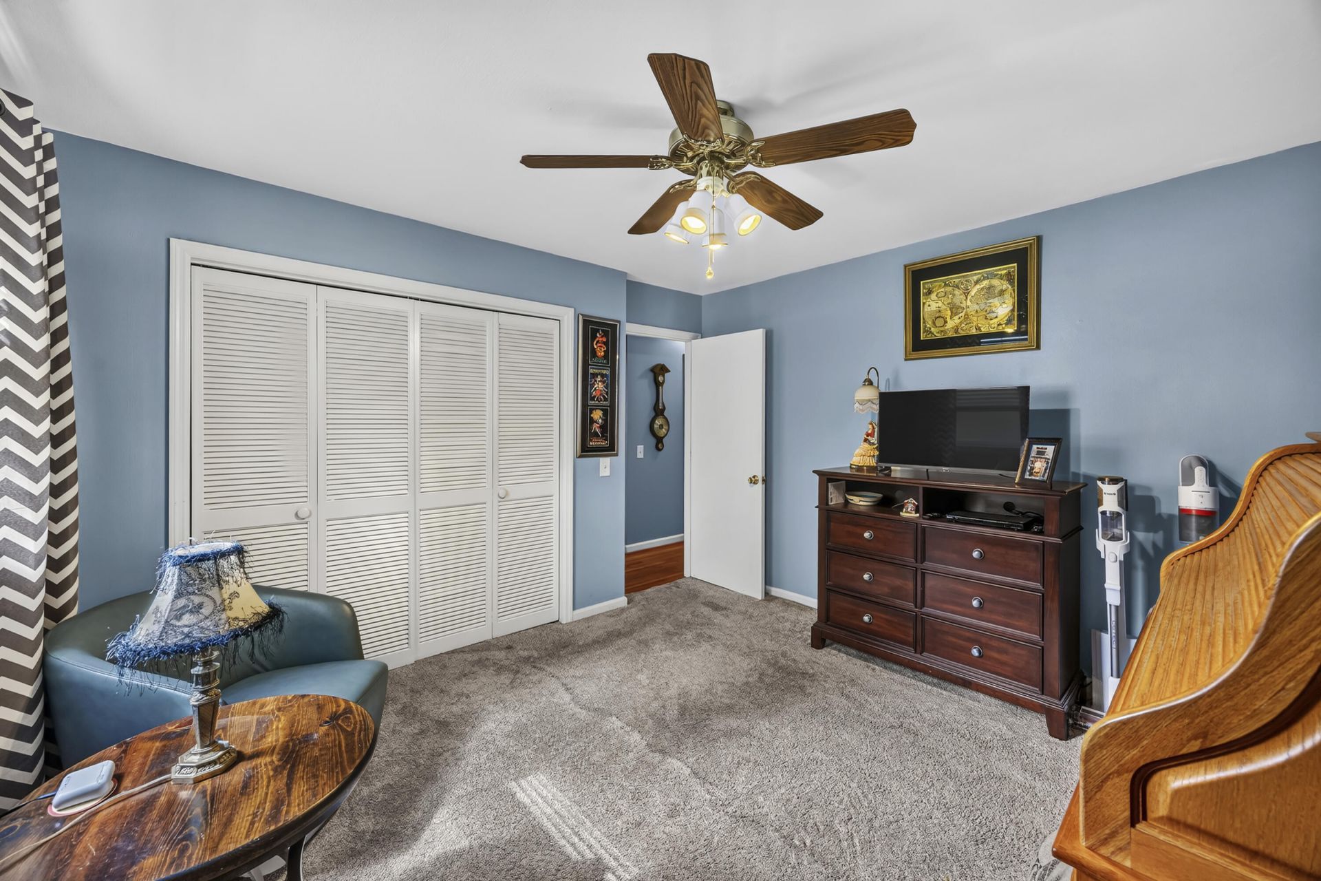 407 Rose Lane Photo 22