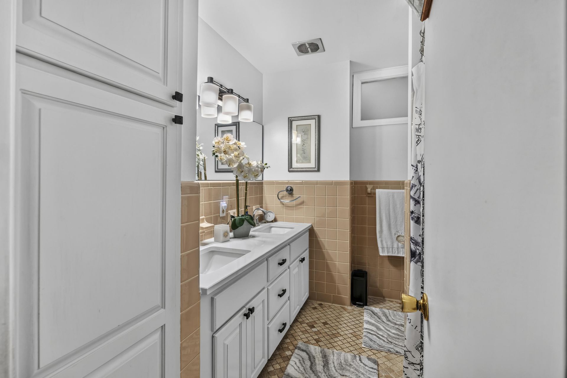 407 Rose Lane Photo 24
