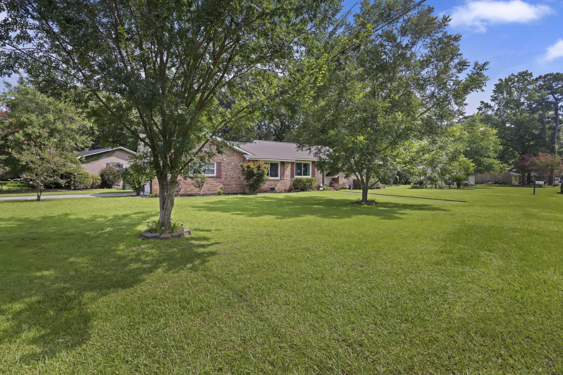 407 Rose Lane Photo 35