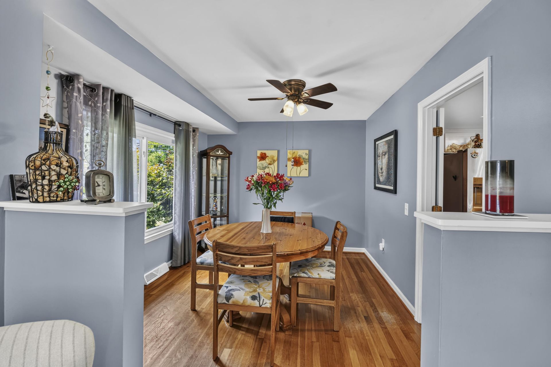 407 Rose Lane Photo 7