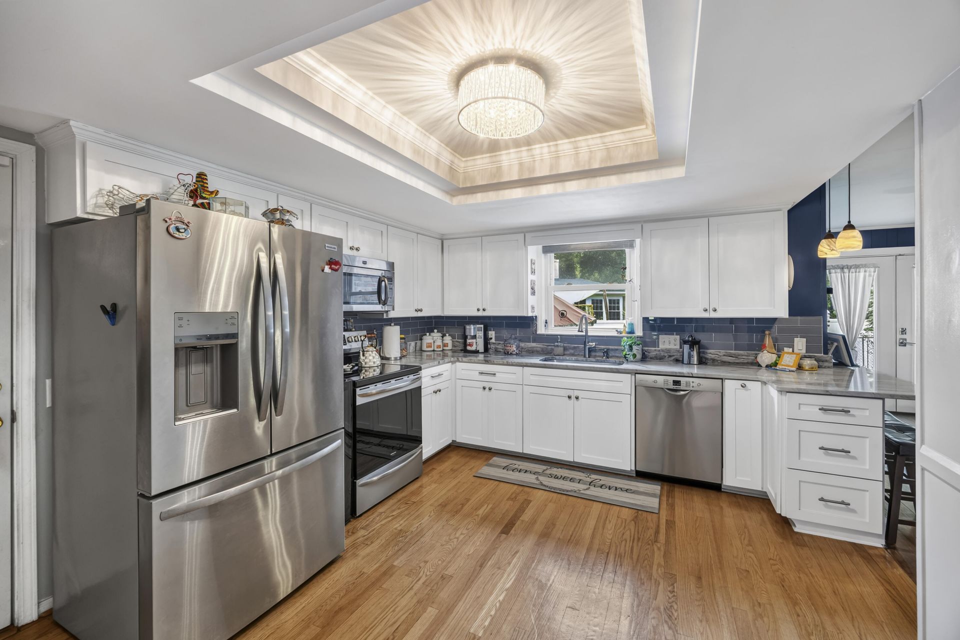 407 Rose Lane Photo 9