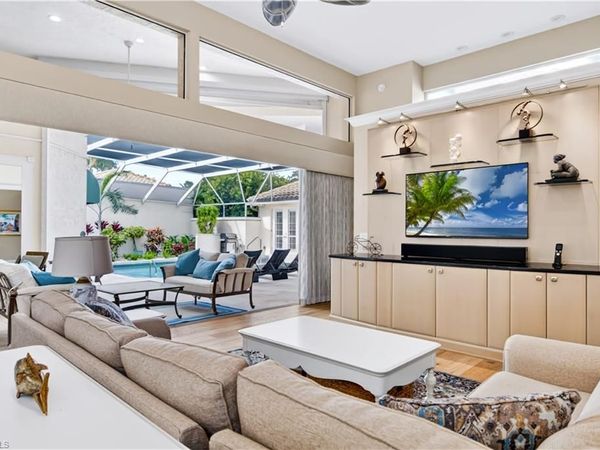 7976 Grand Bay DR, Unit 5, NAPLES, FL 34108
