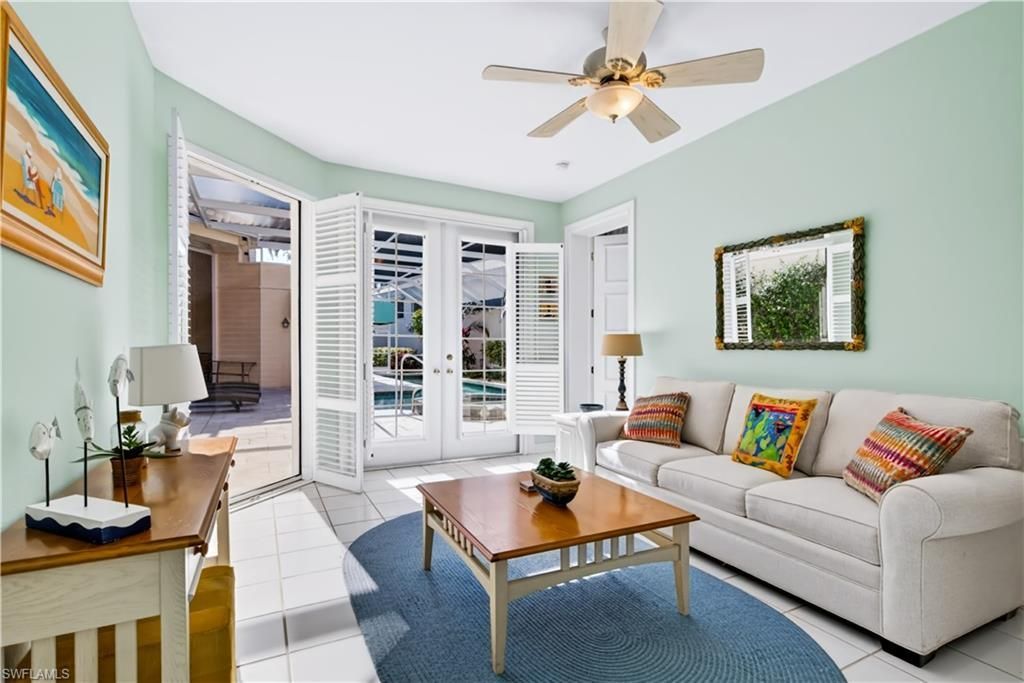 7976 Grand Bay Dr, Unit 5, Naples, FL 34108 Photo