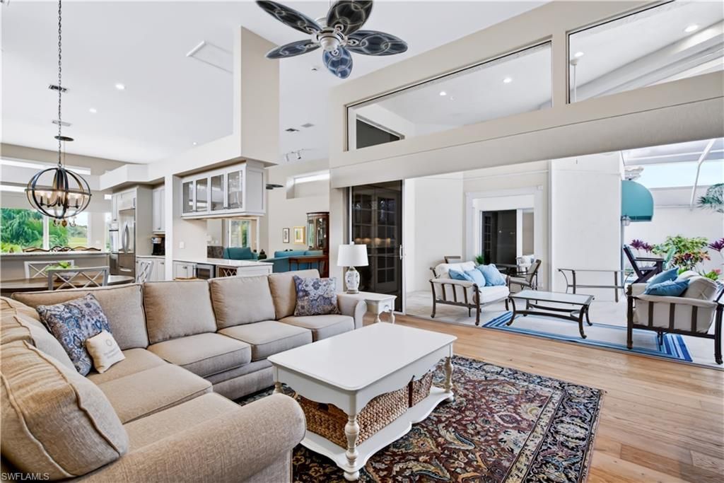 7976 Grand Bay Dr, Unit 5, Naples, FL 34108 Photo