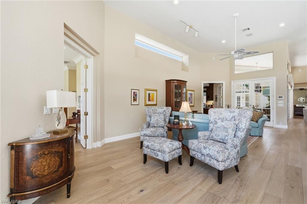 7976 Grand Bay Dr, Unit 5, Naples, FL 34108 Photo