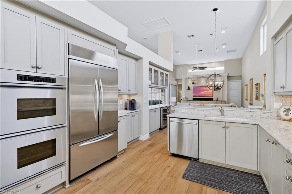 7976 Grand Bay Dr, Unit 5, Naples, FL 34108 Photo