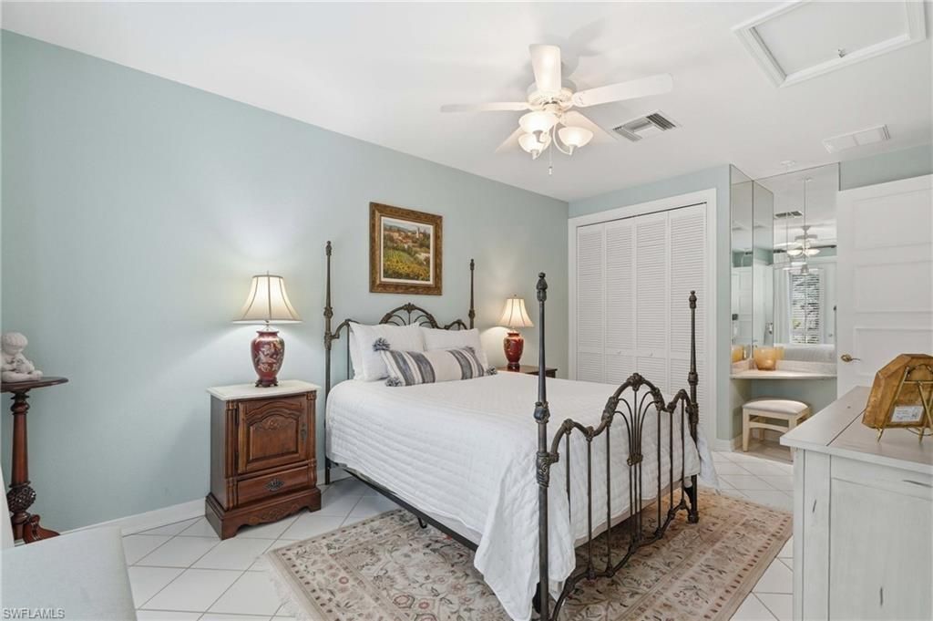 7976 Grand Bay Dr, Unit 5, Naples, FL 34108 Photo
