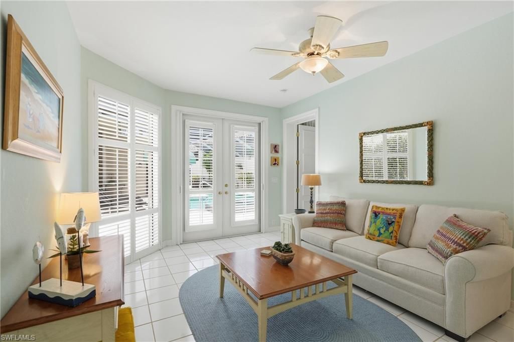 7976 Grand Bay Dr, Unit 5, Naples, FL 34108 Photo