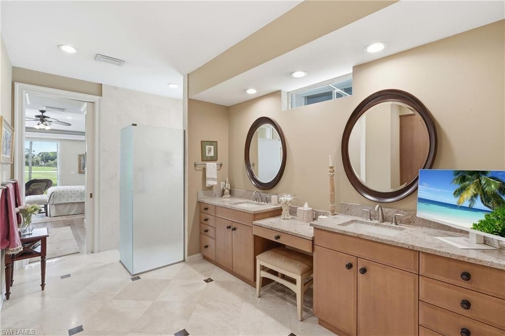 7976 Grand Bay Dr, Unit 5, Naples, FL 34108 Photo