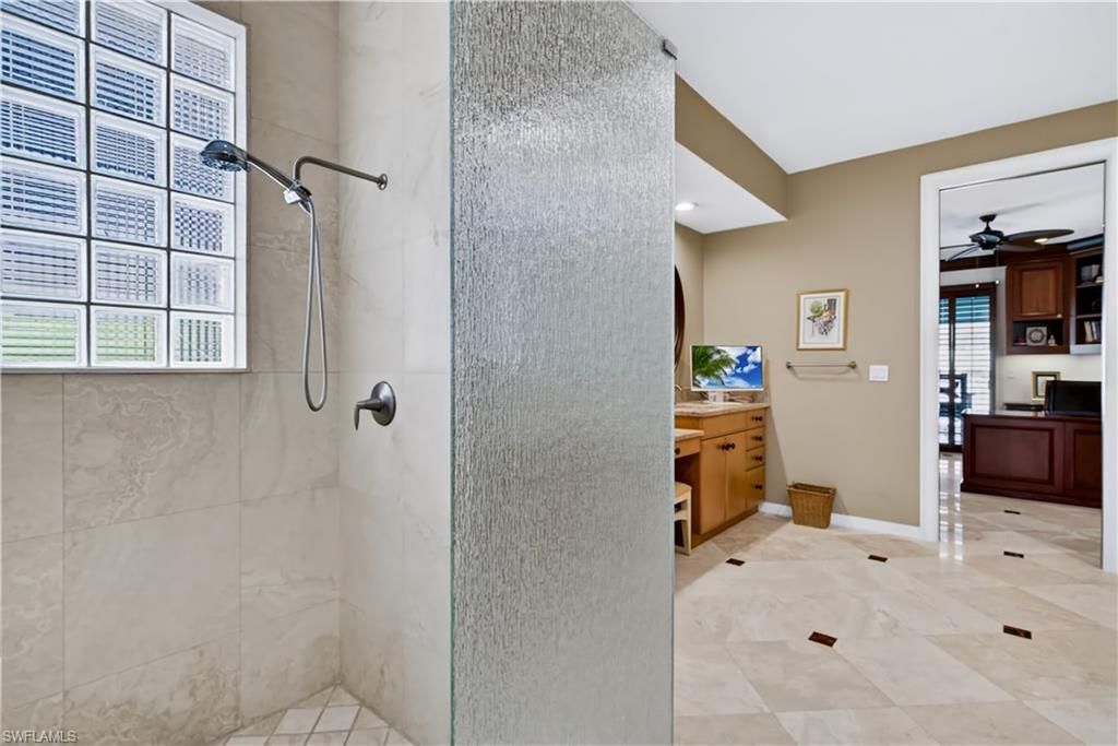 7976 Grand Bay Dr, Unit 5, Naples, FL 34108 Photo