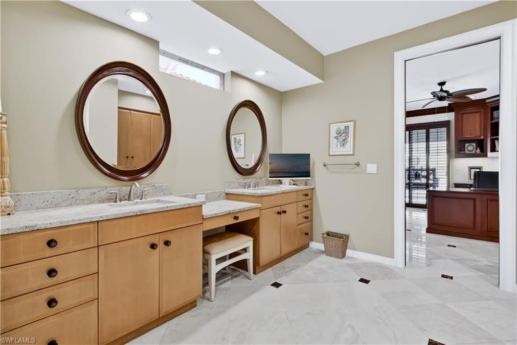 7976 Grand Bay Dr, Unit 5, Naples, FL 34108 Photo