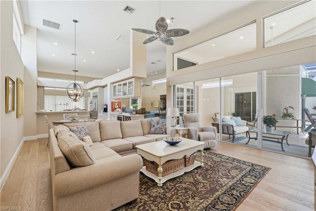 7976 Grand Bay Dr, Unit 5, Naples, FL 34108 Photo