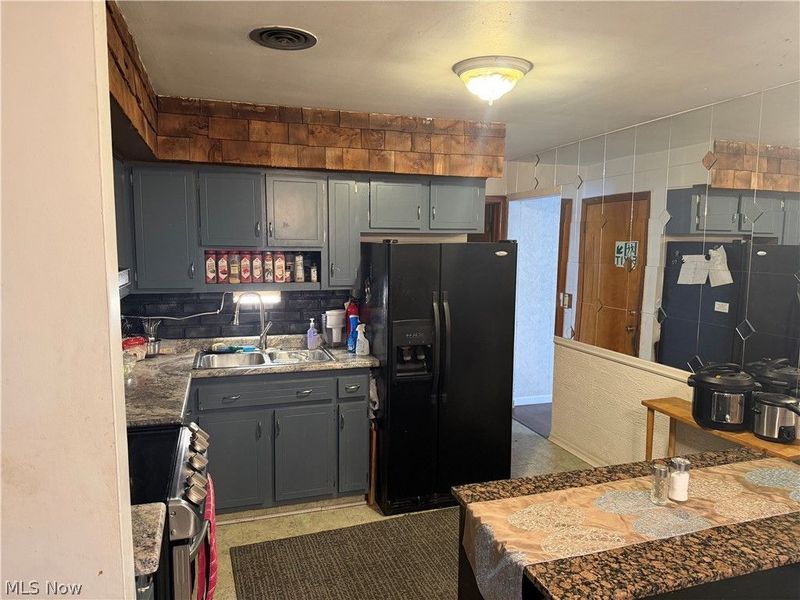2843 Linda Drive NW, Warren, OH 44485 Photo 7