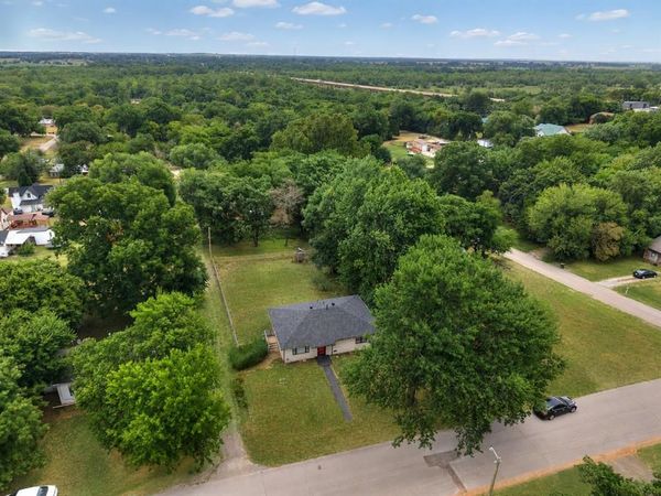 412 N 3rd Avenue, Purcell, OK 73080