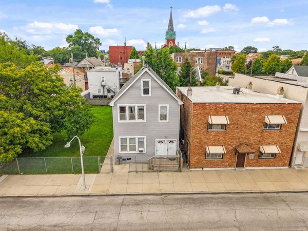 2753 W 38th Street , Chicago, IL 60632