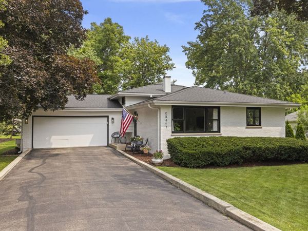 N457 Papworth Street , Wheaton, IL 60187
