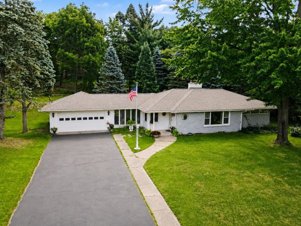 4309 Sunnybrook Drive, Kalamazoo, MI 49008