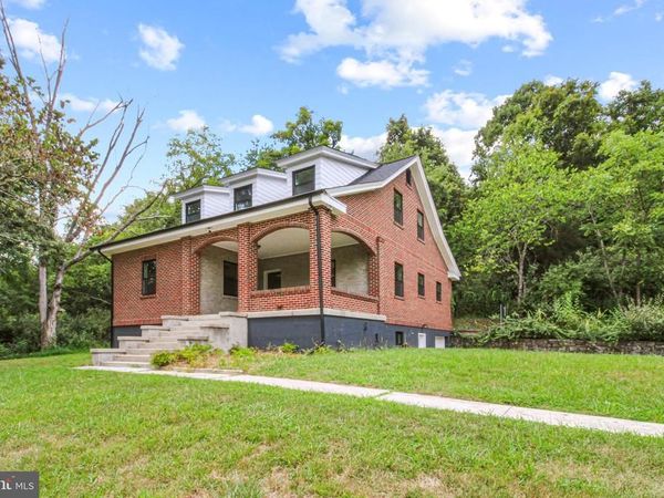957 WERT FAULKNER HWY, NATURAL BRIDGE STATION, VA 24579