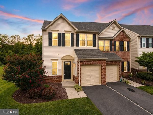 40 SUNDANCE DRIVE, HAMILTON, NJ 08619