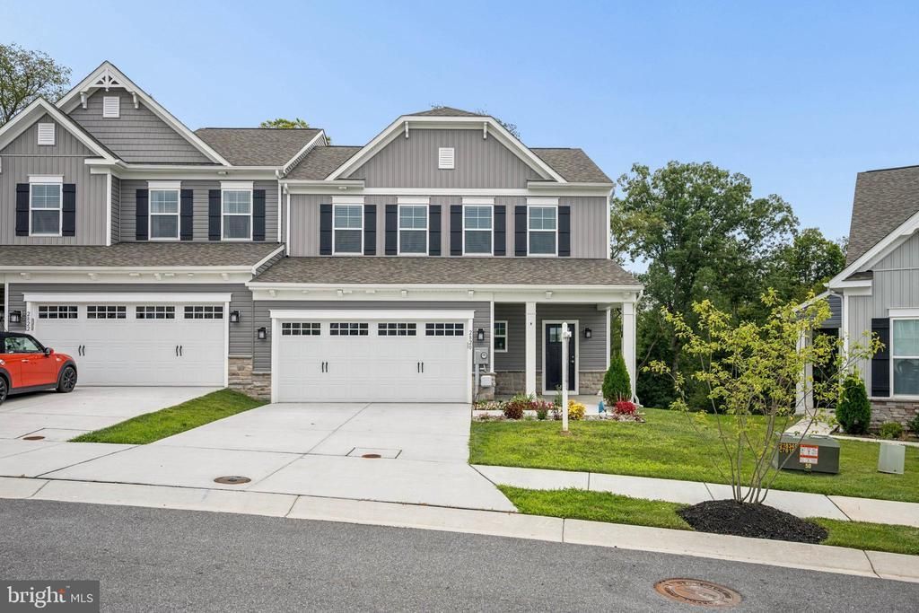 2820 TOWN VIEW CIRCLE, NEW WINDSOR, MD 21776