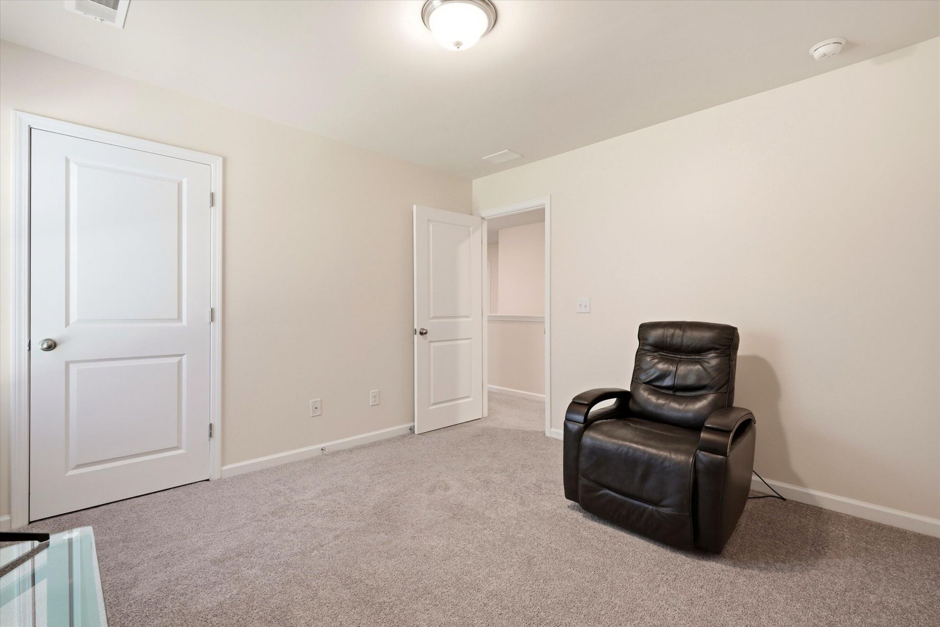 808 Neosho Court Photo 30