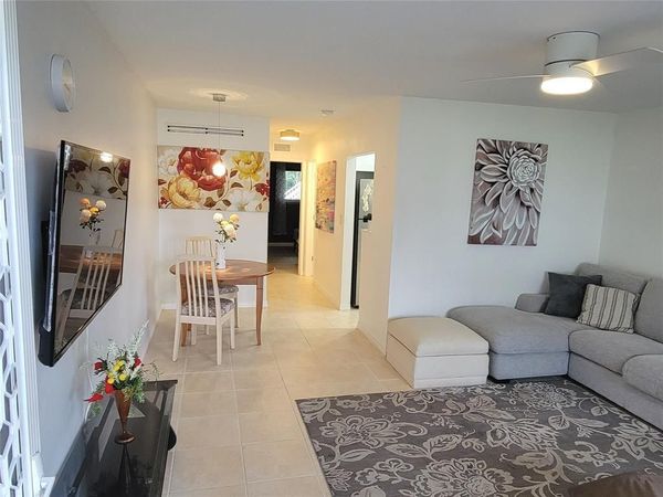 2170 NE 51ST Court, Unit B7, Fort Lauderdale, FL 33308