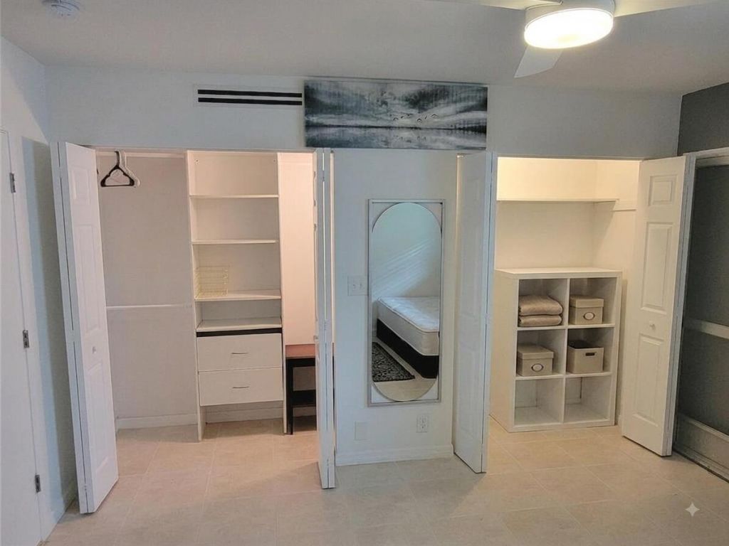 2170 NE 51st Court, Unit B7, Fort Lauderdale, FL 33308 Photo
