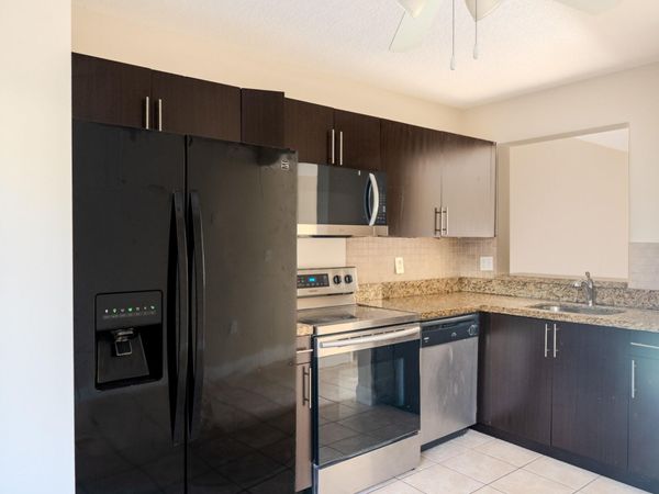 4785 SW 62ND Avenue, Unit 102, Davie, FL 33314