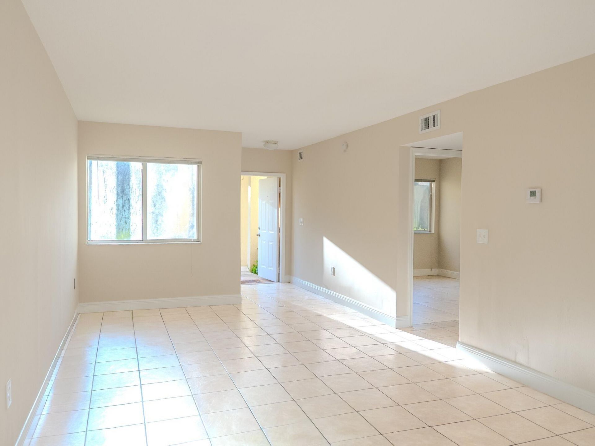 4785 SW 62nd Avenue, Unit 102, Davie, FL 33314 Photo