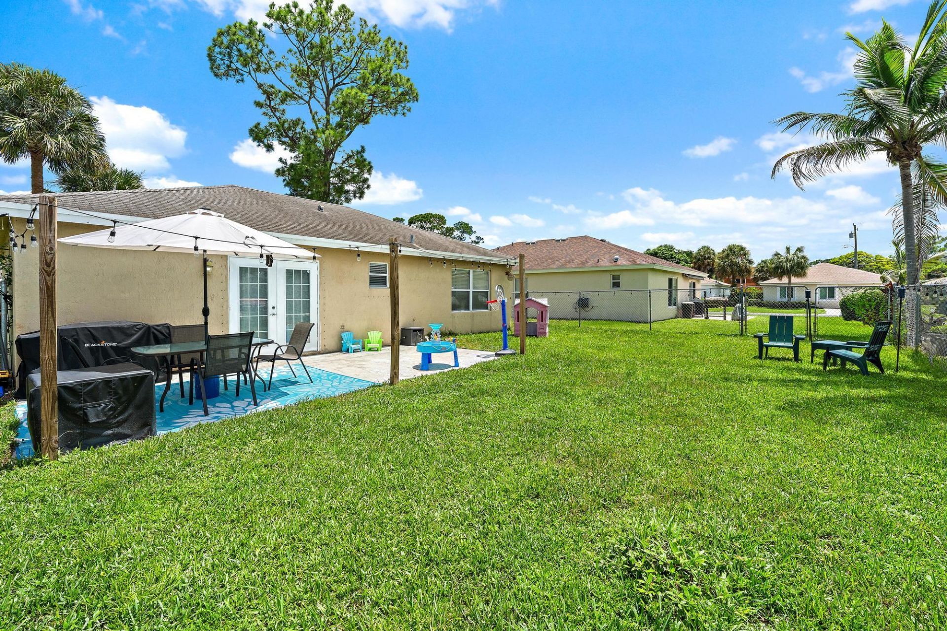 5483 Club Circle, Haverhill, FL 33415 Photo